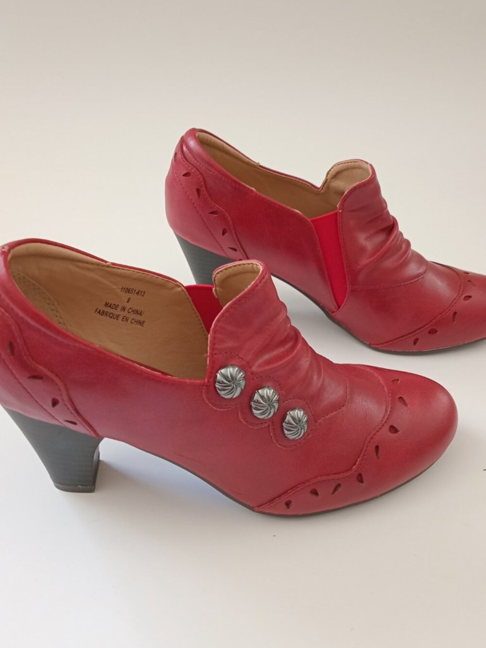 Alberto Red Ruched Button Brogue Heeled Shoes Size 8